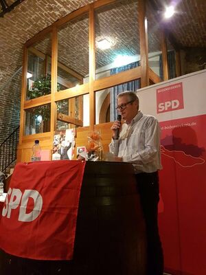 Andreas Kemmer beim Vortragen des Mitgliederbericht